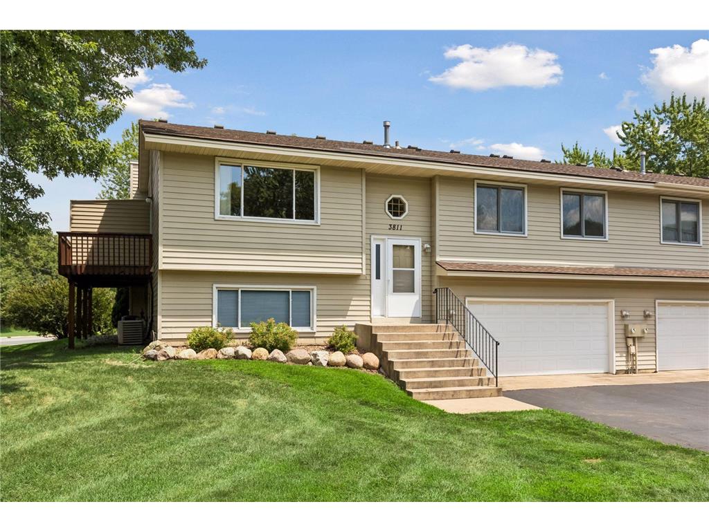 3811 Windcrest Court Eagan MN 55123 7110583 image1