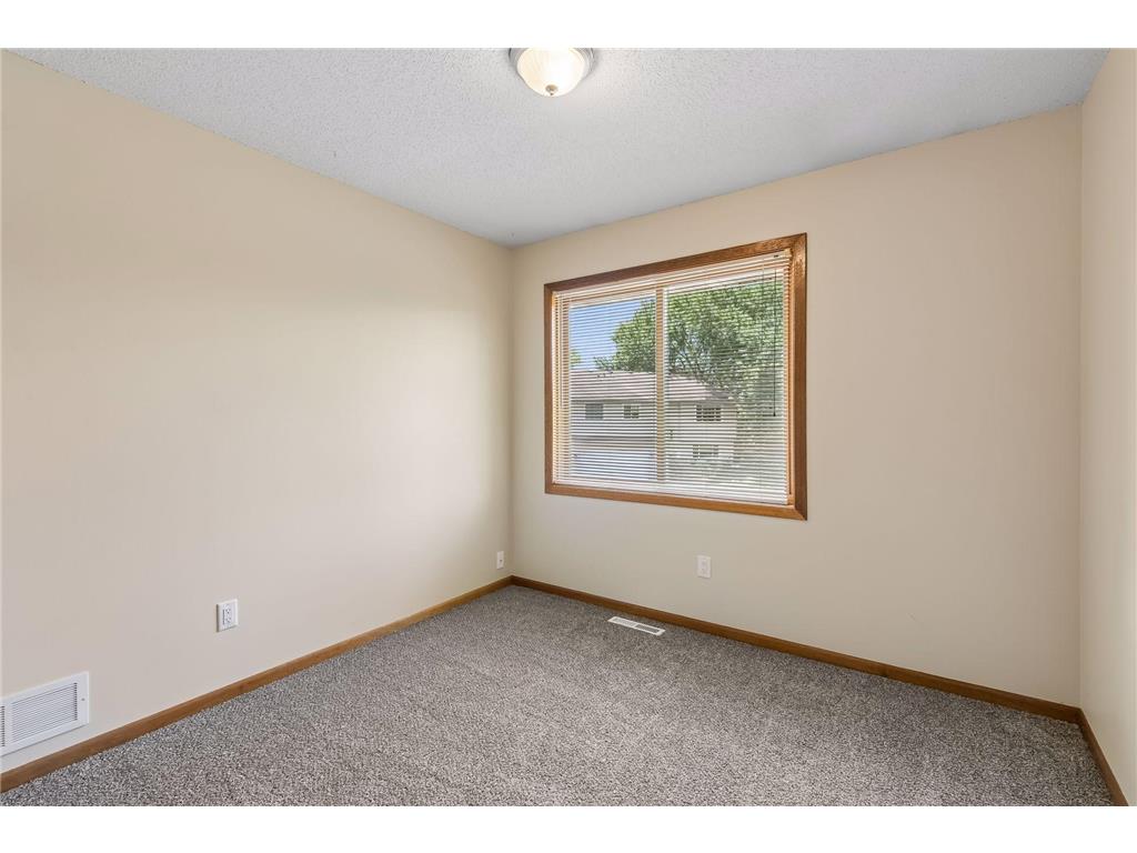 3811 Windcrest Court Eagan MN 55123 7110583 image19
