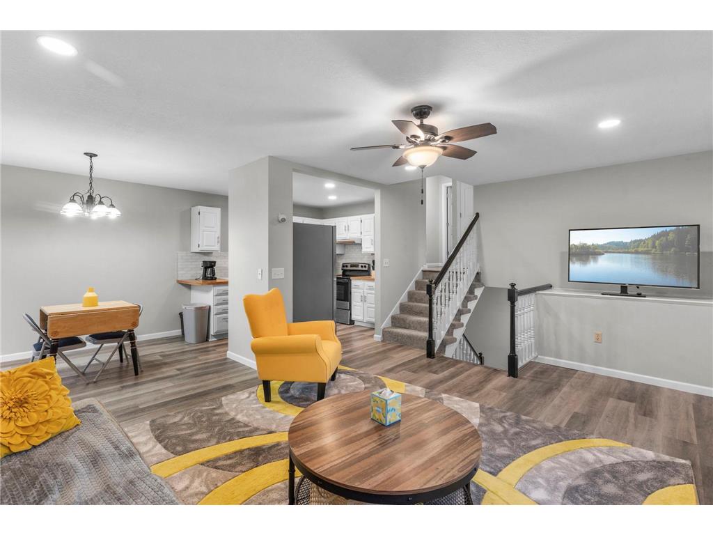 3815 Brookdale Circle N Brooklyn Park MN 55443 7079107 image2