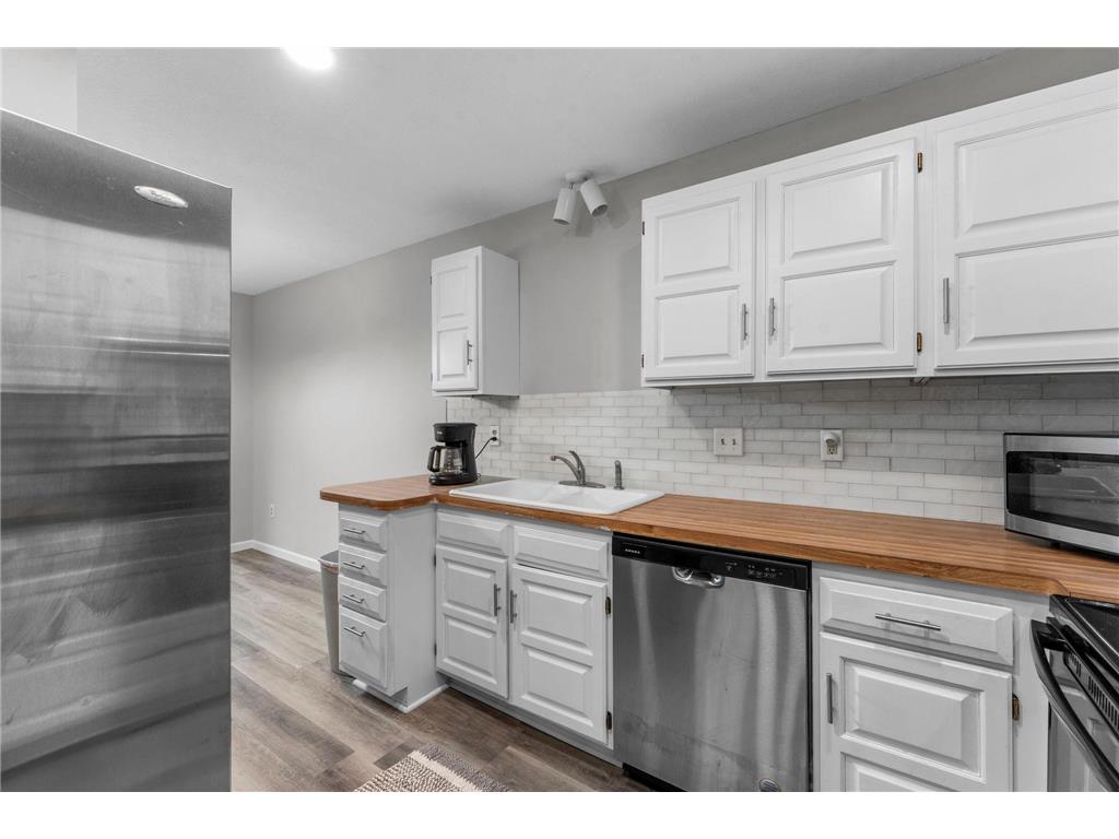 3815 Brookdale Circle N Brooklyn Park MN 55443 7079107 image22