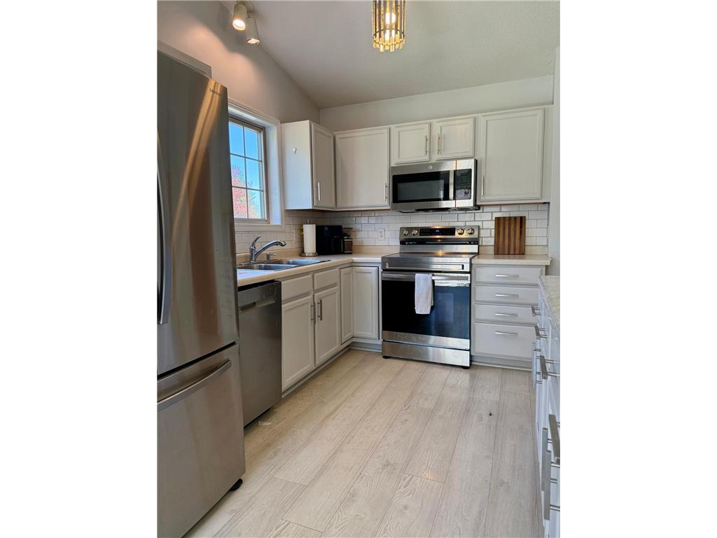 3818 Strathmore Lane SE Rochester MN 55904 7053145 image12