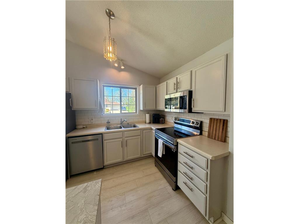3818 Strathmore Lane SE Rochester MN 55904 7053145 image13