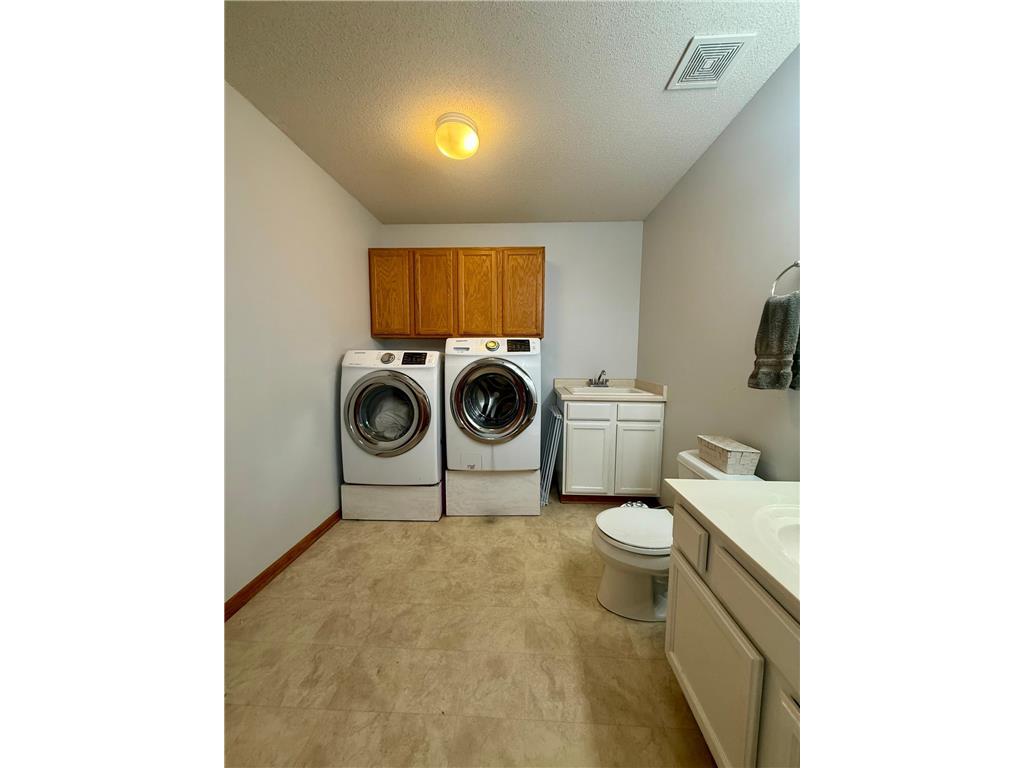 3818 Strathmore Lane SE Rochester MN 55904 7053145 image22