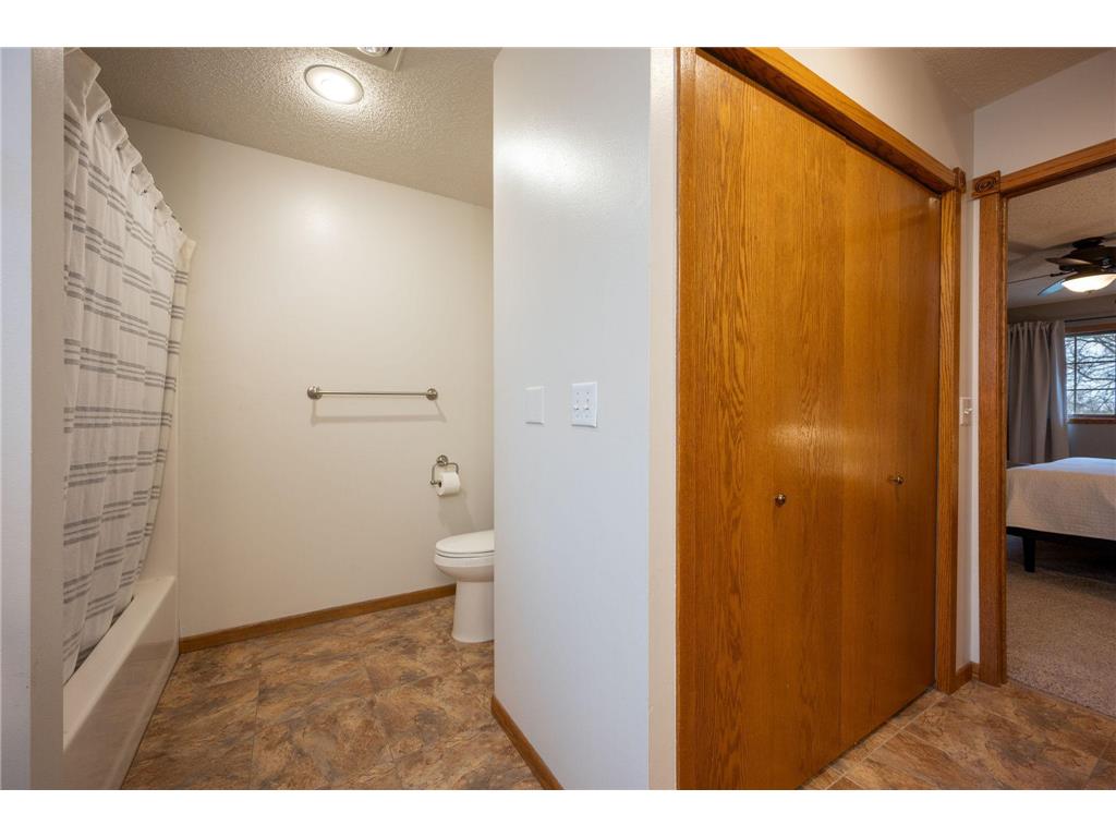 3819 Cedar Creek Court Fairmont MN 56031 7049087 image25