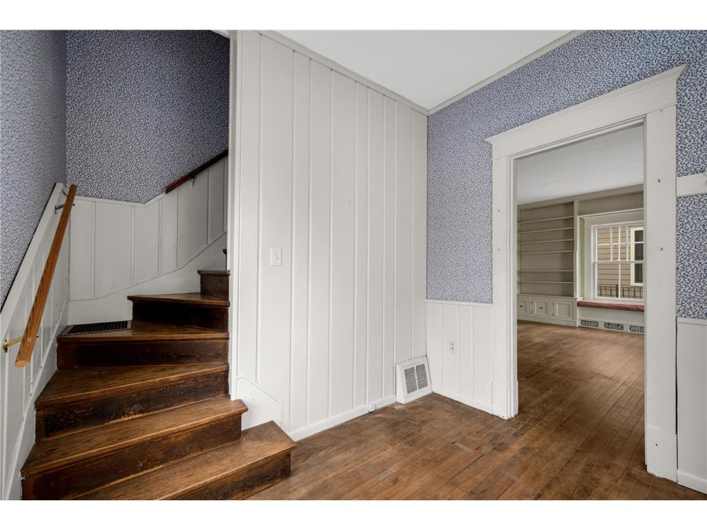 3819 Thomas Avenue S Minneapolis MN 55410 7059997 image10