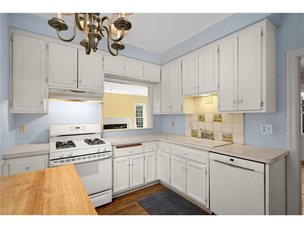 3819 Thomas Avenue S Minneapolis MN 55410 7059997 image18