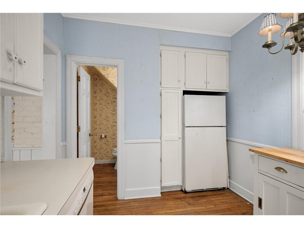 3819 Thomas Avenue S Minneapolis MN 55410 7059997 image20