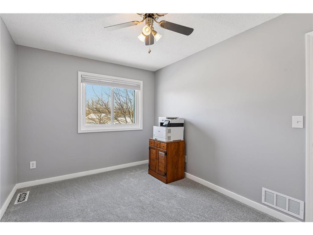 3820 Harbor Lane N Plymouth MN 55446 6824810 image21