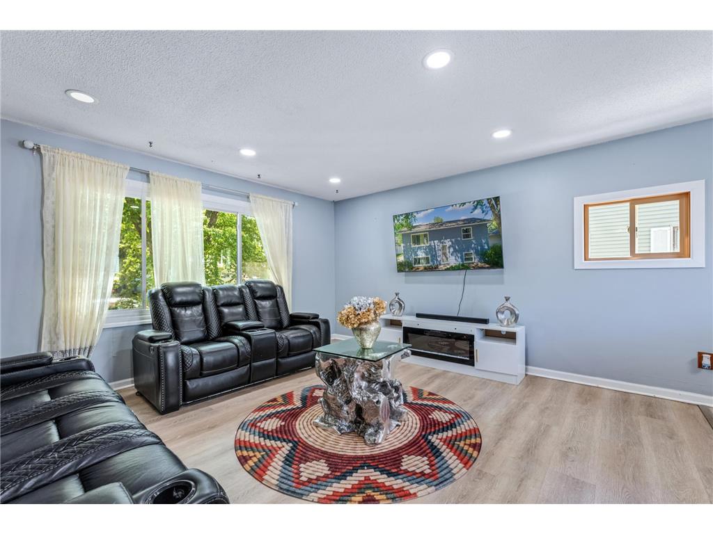 3821 15th Avenue NW Rochester MN 55901 7093235 image3