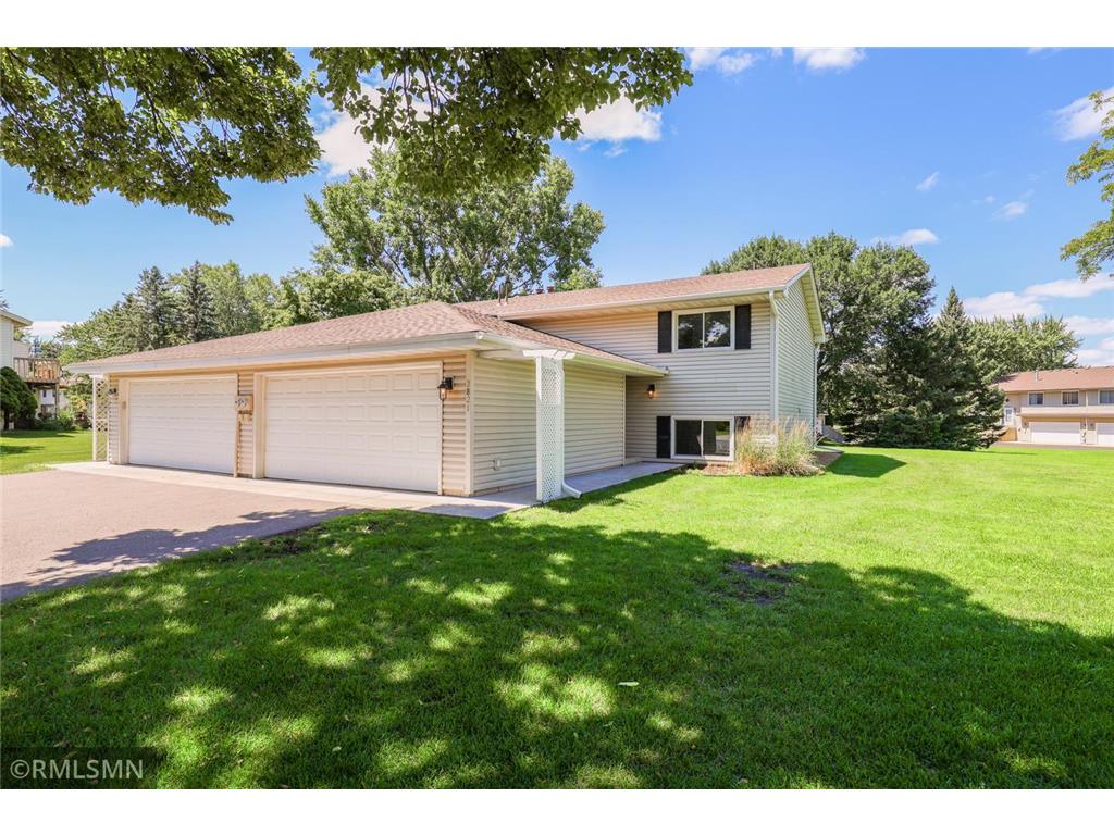 3821 Deercliff Court Eagan MN 55123 6757188 image1