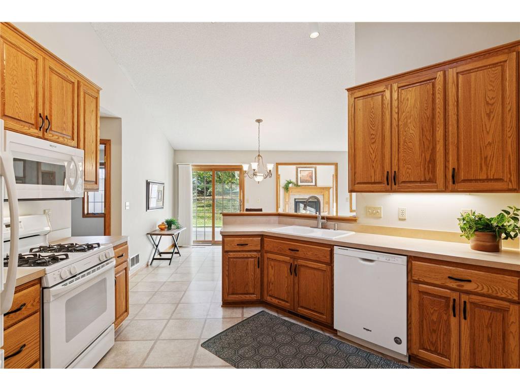 3821 Impatiens Lane N Brooklyn Park MN 55443 6800550 image17