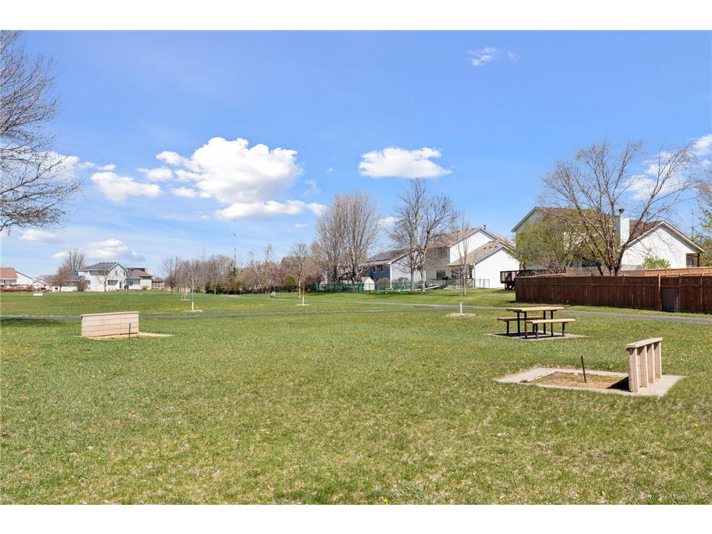 3821 Impatiens Lane N Brooklyn Park MN 55443 6800550 image46