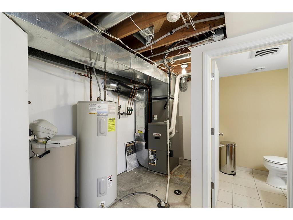 3821 W Broadway Avenue Robbinsdale MN 55422 6761654 image23