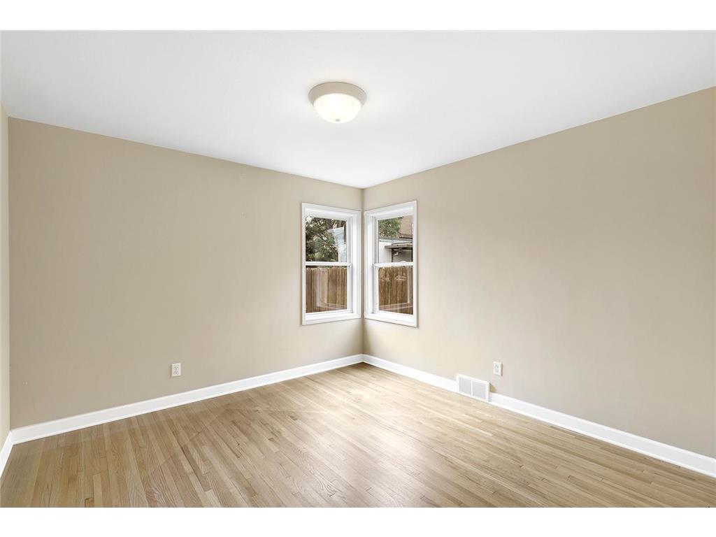 3821 W Broadway Avenue Robbinsdale MN 55422 7047564 image13