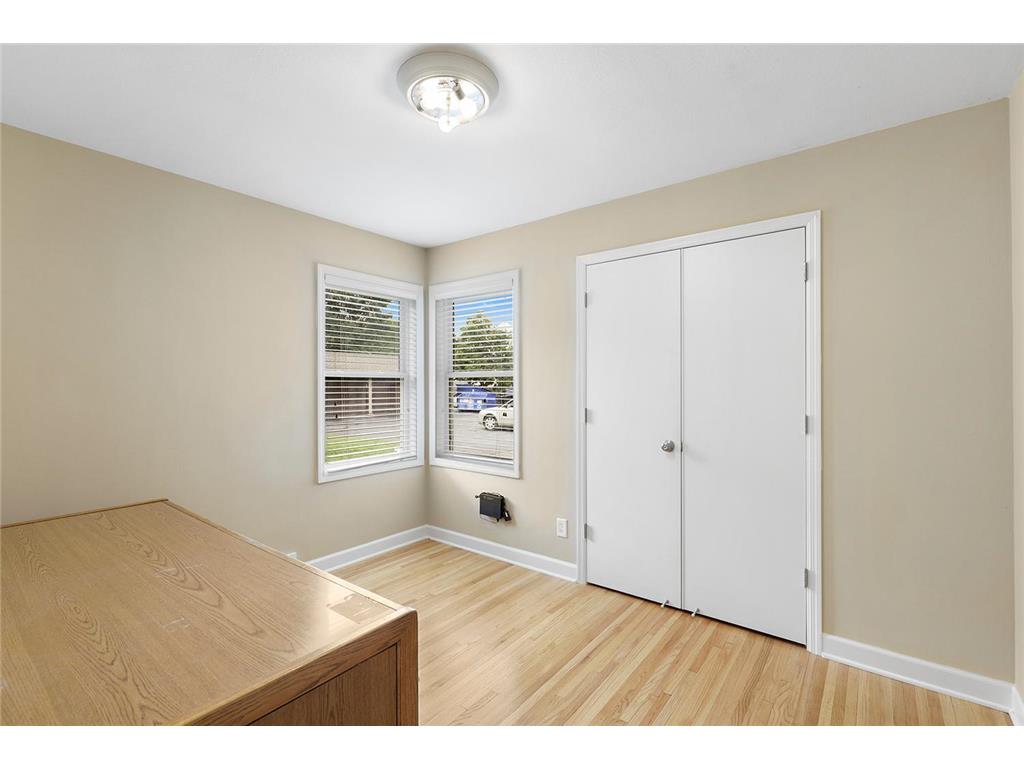 3821 W Broadway Avenue Robbinsdale MN 55422 7047564 image15