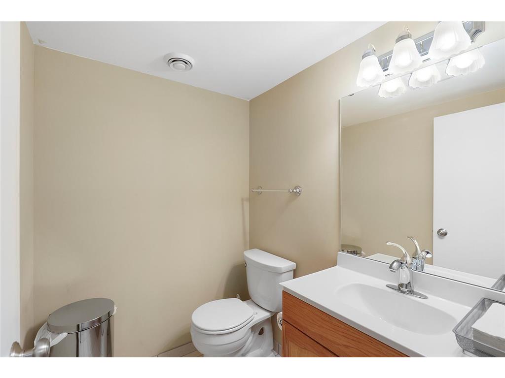 3821 W Broadway Avenue Robbinsdale MN 55422 7047564 image20