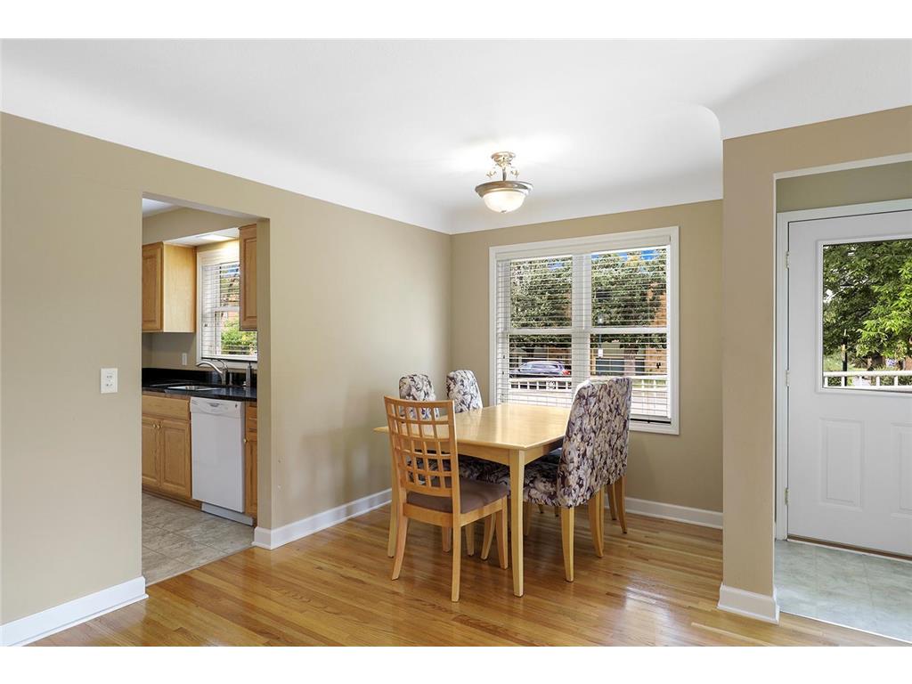 3821 W Broadway Avenue Robbinsdale MN 55422 7047564 image7