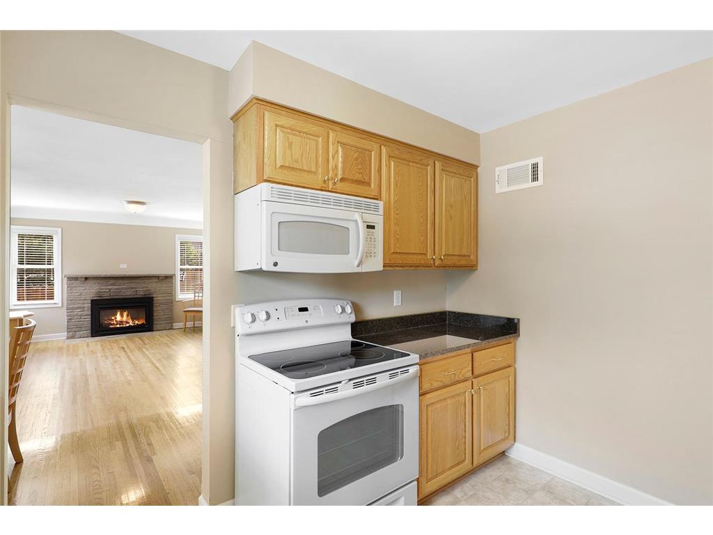3821 W Broadway Avenue Robbinsdale MN 55422 7047564 image9