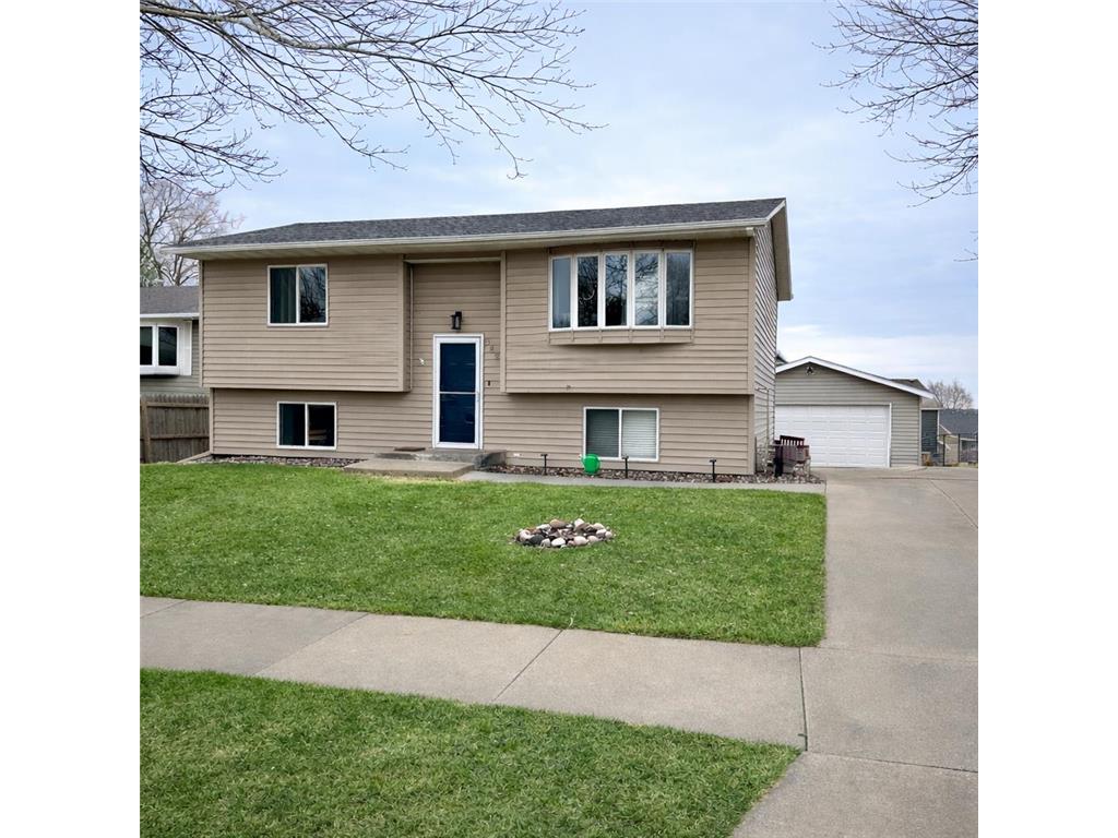 3822 9th Ave SW Rochester MN 55902 7039609 image1