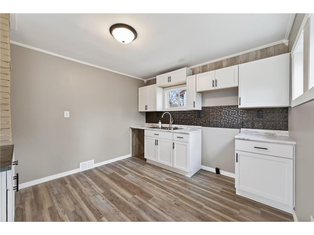 3823 Midland Avenue White Bear Lake MN 55110 7051780 image10