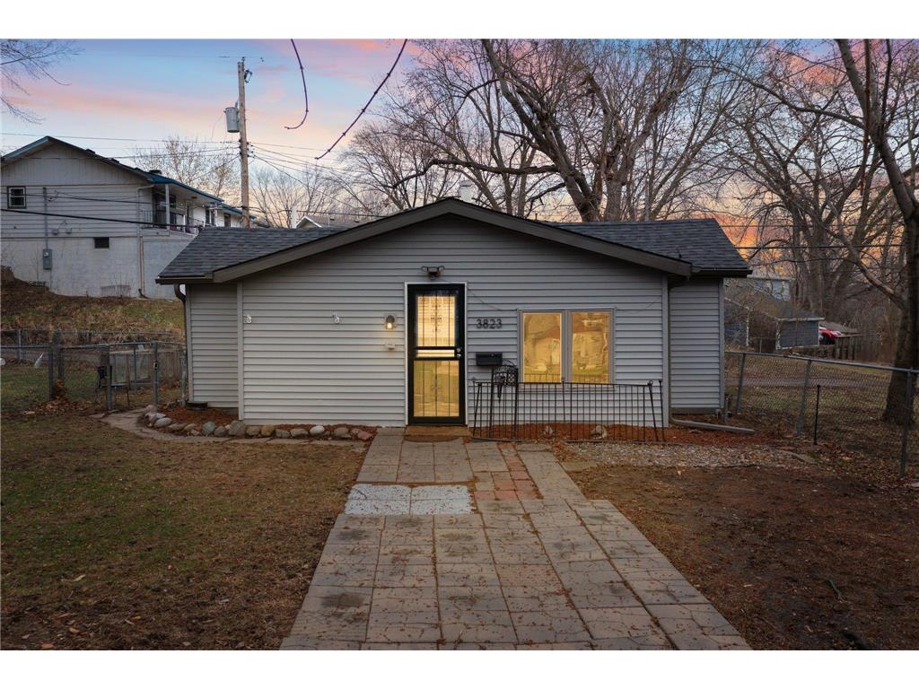 3823 Polk Street NE Columbia Heights MN 55421 6702990 image1