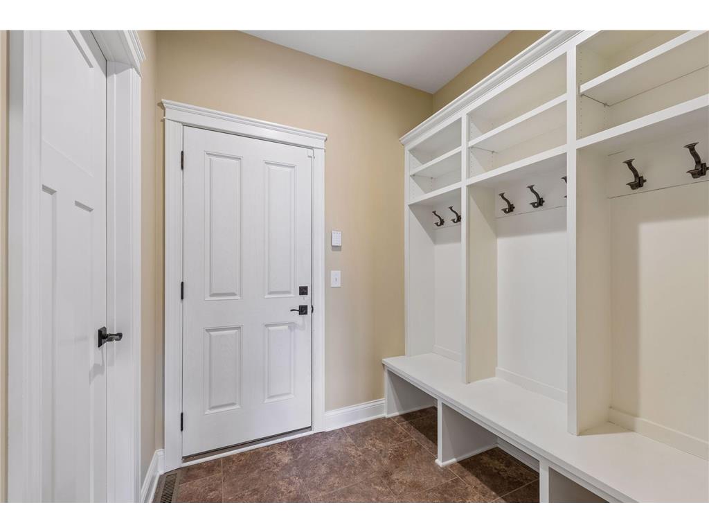 3824 Pascolo Bend Chaska MN 55318 - Bavaria 7056852 image38