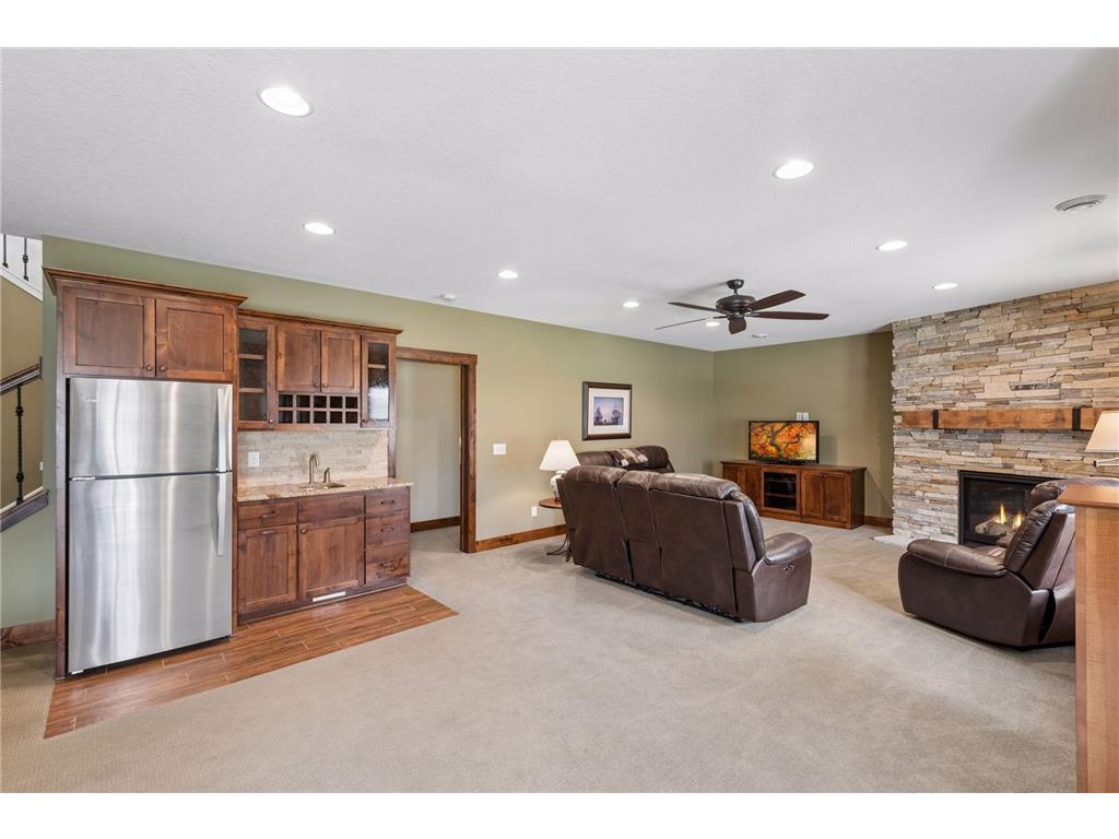3824 Pascolo Bend Chaska MN 55318 - Bavaria 7056852 image44
