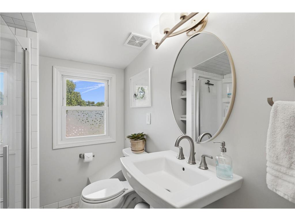 3824 Toledo Avenue N Robbinsdale MN 55422 7104032 image20