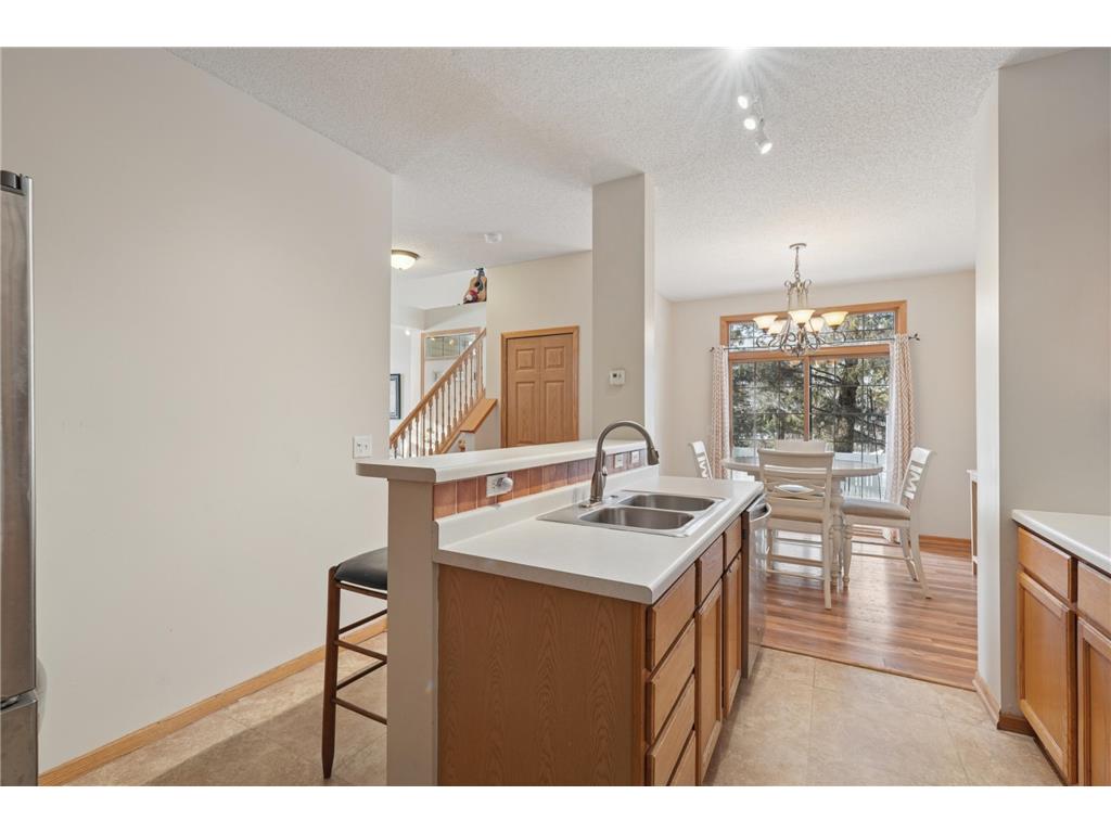 3824 Vermilion Court S #101 Eagan MN 55122 7002082 image11