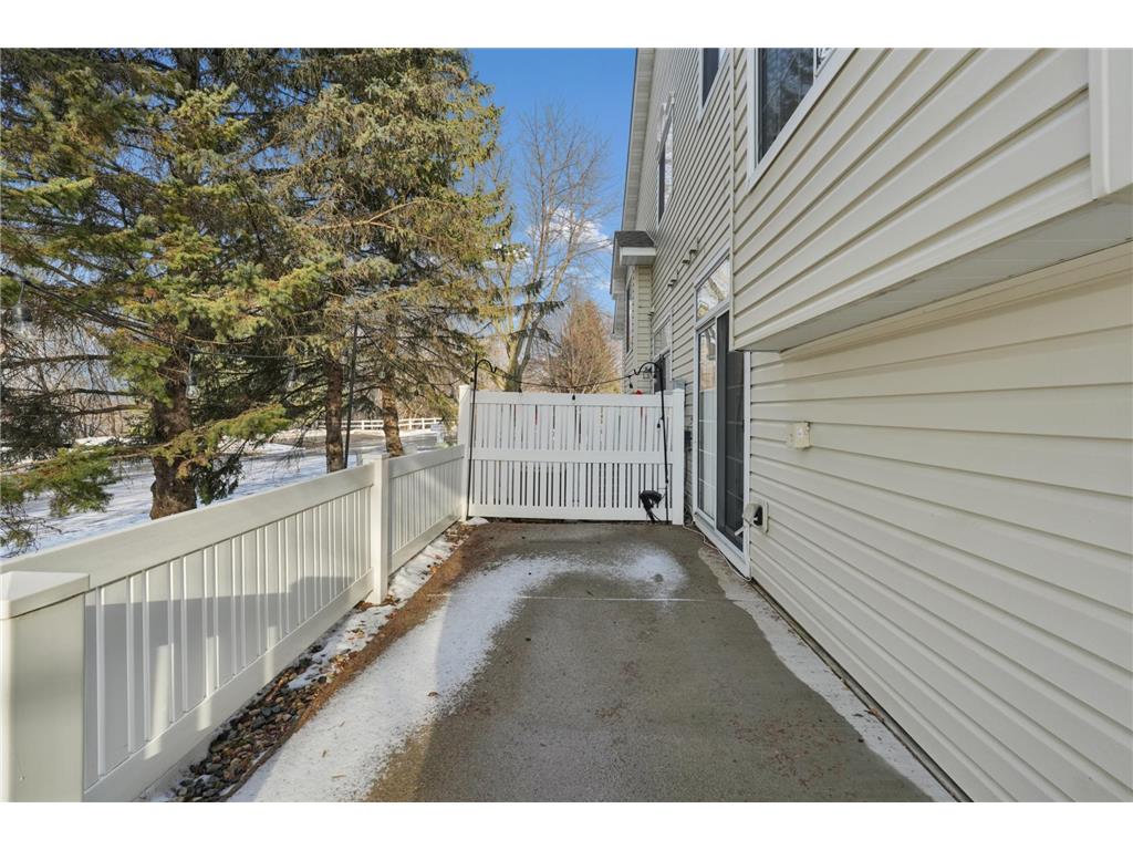 3824 Vermilion Court S #101 Eagan MN 55122 7002082 image22