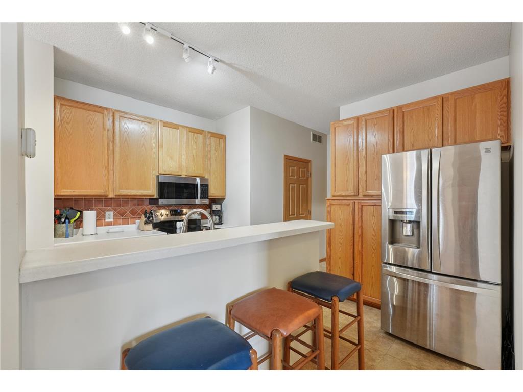 3824 Vermilion Court S #101 Eagan MN 55122 7002082 image9