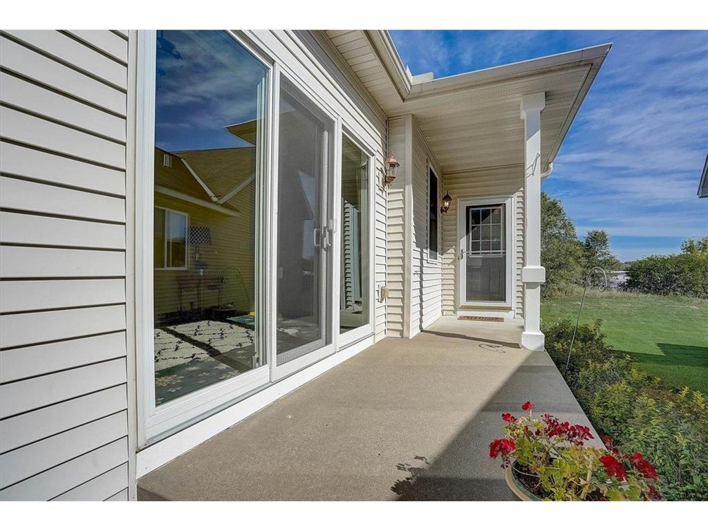 3825 Meadowview Way, Saint Bonifacius, MN 55375 MLS 6310253 Edina