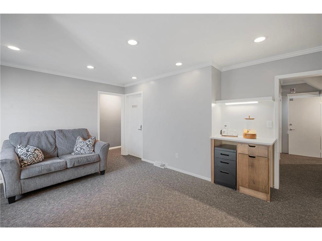 3826 W Broadway Avenue Robbinsdale MN 55422 7018923 image12