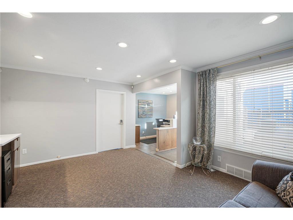 3826 W Broadway Avenue Robbinsdale MN 55422 7018923 image13