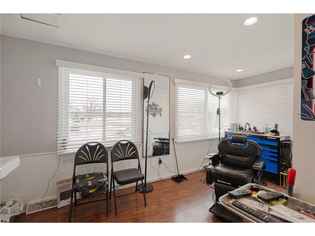 3826 W Broadway Avenue Robbinsdale MN 55422 7018923 image16