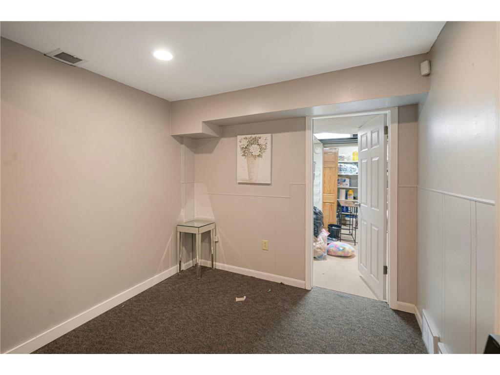 3826 W Broadway Avenue Robbinsdale MN 55422 7018923 image20