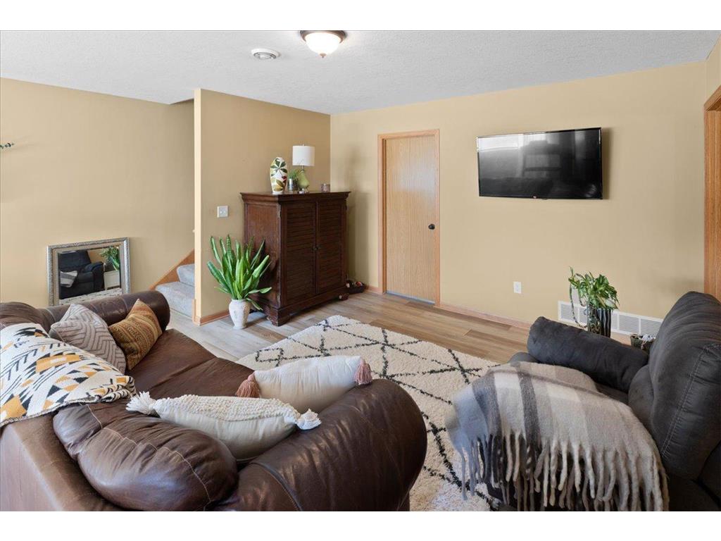 38260 Explorer Circle North Branch MN 55056 7049721 image30