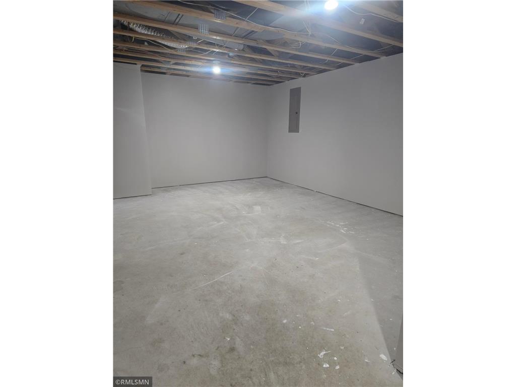 38270 Everett Avenue North Branch MN 55056 7070733 image36