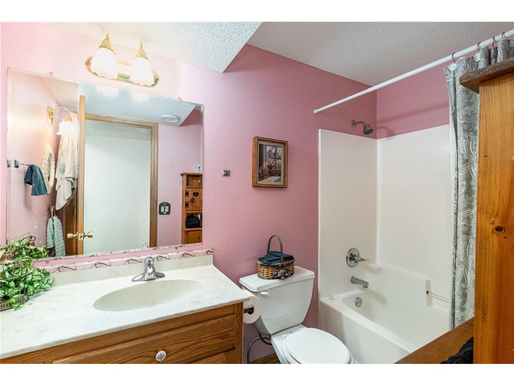 38280 Great Oaks Court North Branch MN 55056 6810122 image14