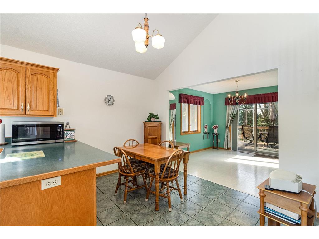 38280 Great Oaks Court North Branch MN 55056 6810122 image7