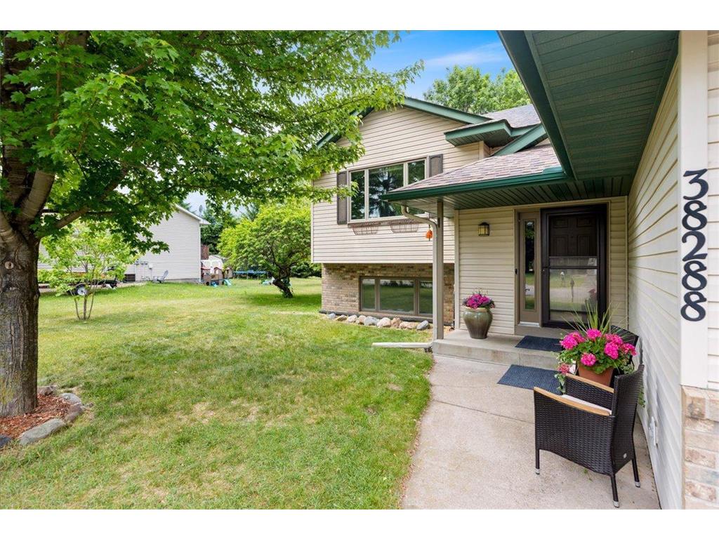 38288 Hillshire Avenue North Branch MN 55056 7088779 image2