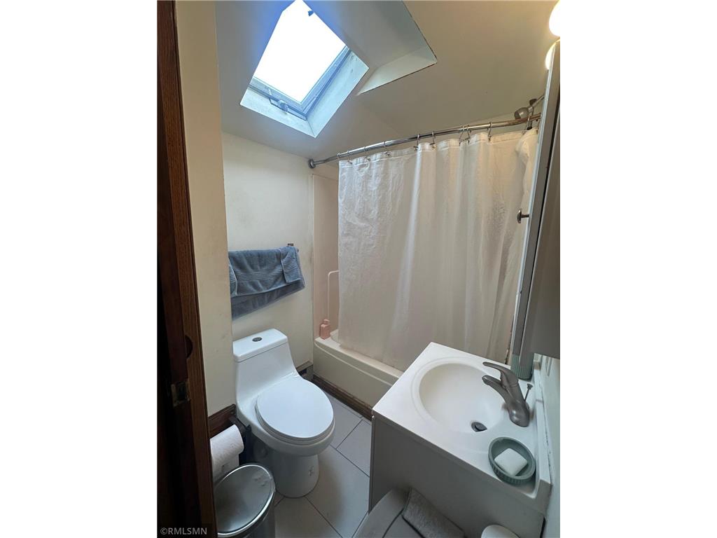 3829 Bloomington Avenue S Minneapolis MN 55407 6792433 image21