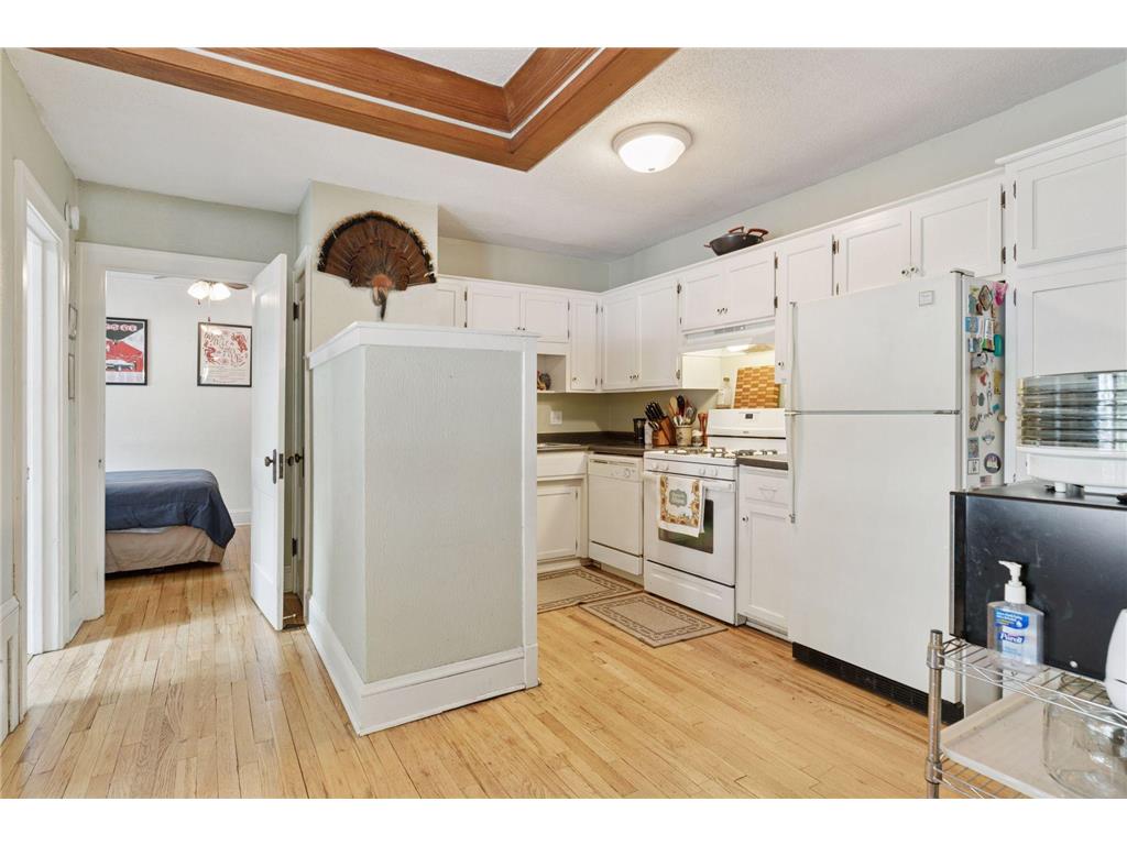 383 Grand Avenue #3 Saint Paul MN 55102 7100732 image12