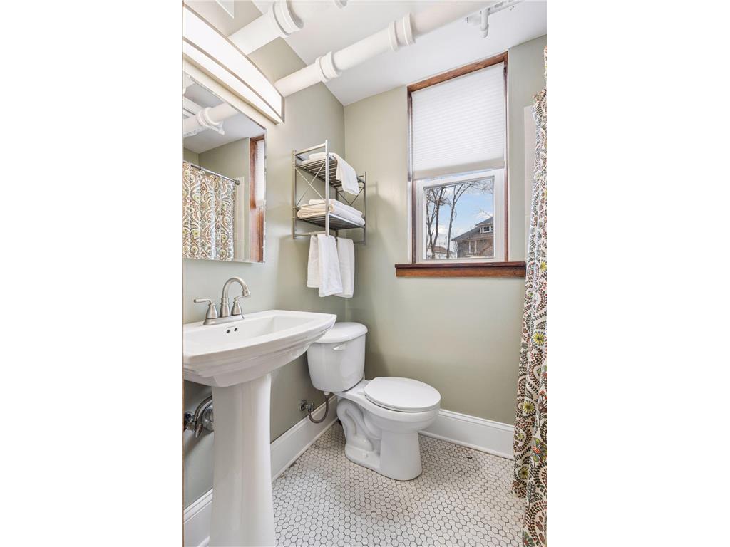 383 Grand Avenue #9 Saint Paul MN 55102 7025136 image21