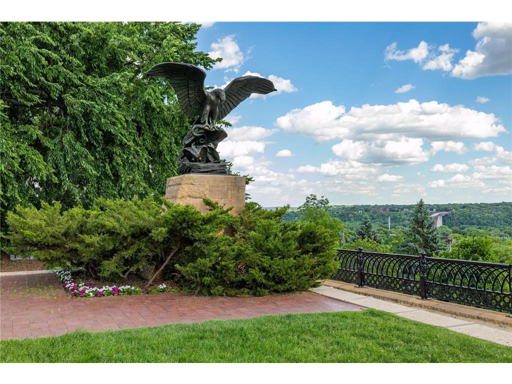 383 Grand Avenue #9 Saint Paul MN 55102 7025136 image31