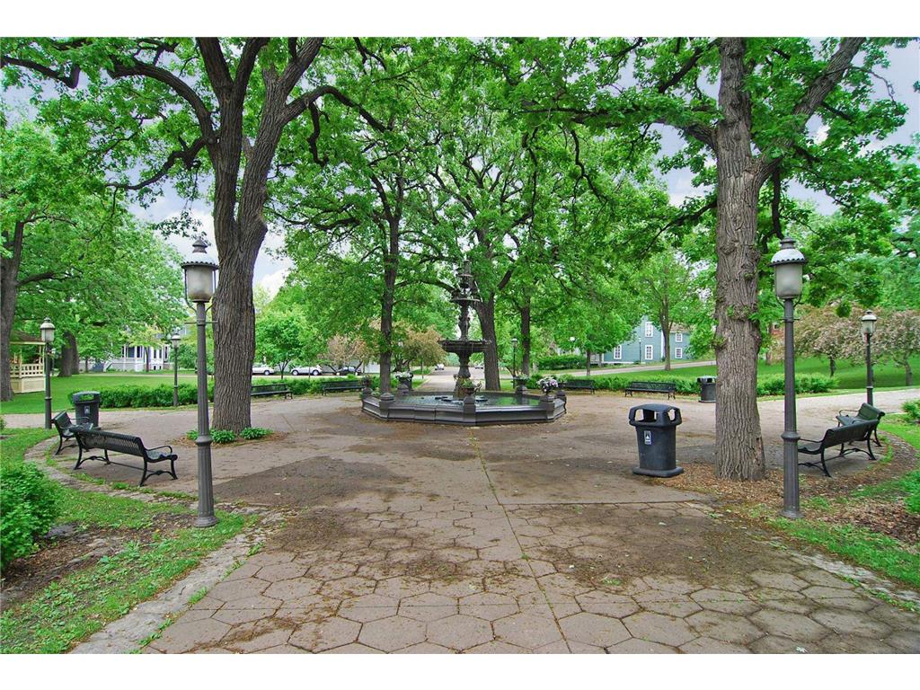 383 Grand Avenue #9 Saint Paul MN 55102 7025136 image36