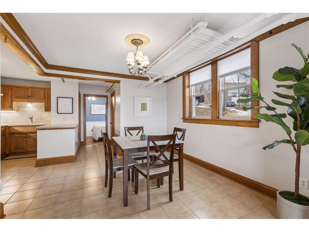 383 Grand Avenue #9 Saint Paul MN 55102 7025136 image8