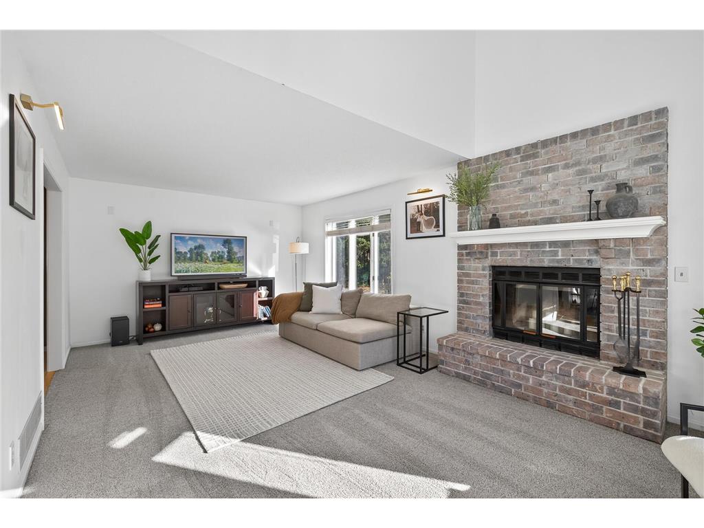 383 Tessier Circle Vadnais Heights MN 55127 7029710 image6