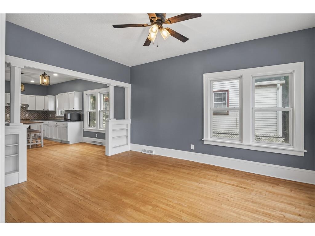 3830 Queen Avenue N Minneapolis MN 55412 6765537 image19