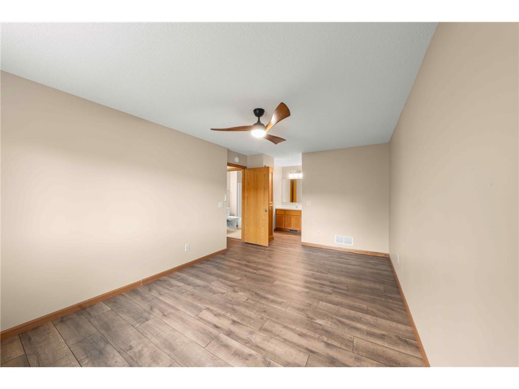 3831 Windcrest Court Eagan MN 55123 7048794 image13